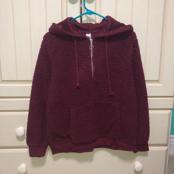 ‼️MAROON QUARTER ZIP TEDDY HOODIE - Picture 2 of 8